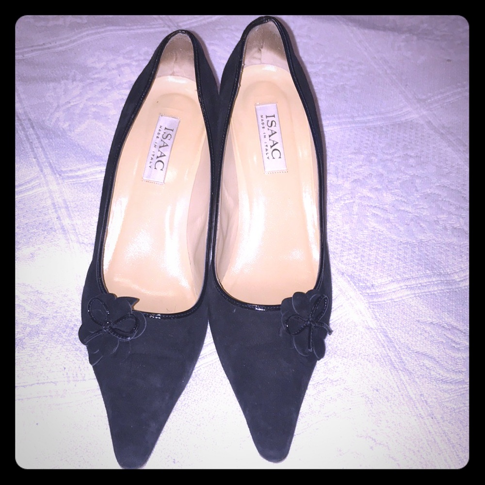 Black leather work pump